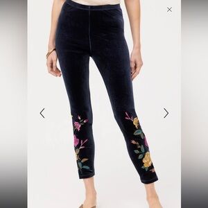 Stretch velvet embroidered leggings